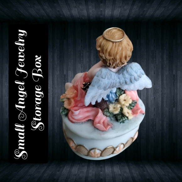 👣4/$20.  Beautiful Angel Jewelry/Trinkets Storage Box - Picture 5 of 8